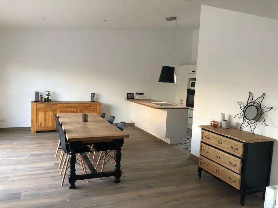 Logement De Plain-Pied Avec Jardin, Terrasse Gurgy Eksteriør bilde