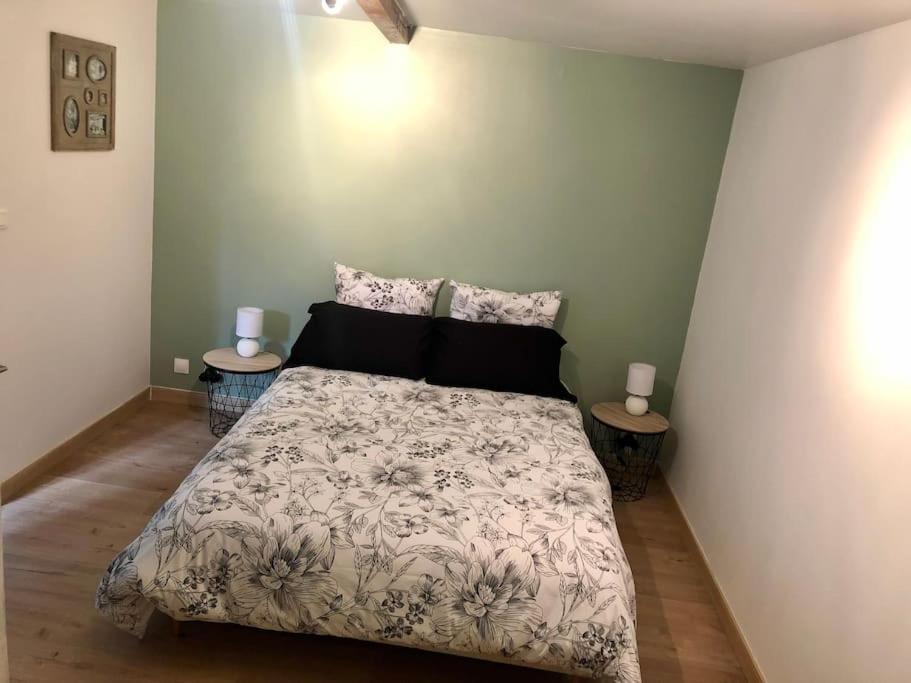 Logement De Plain-Pied Avec Jardin, Terrasse Gurgy Eksteriør bilde